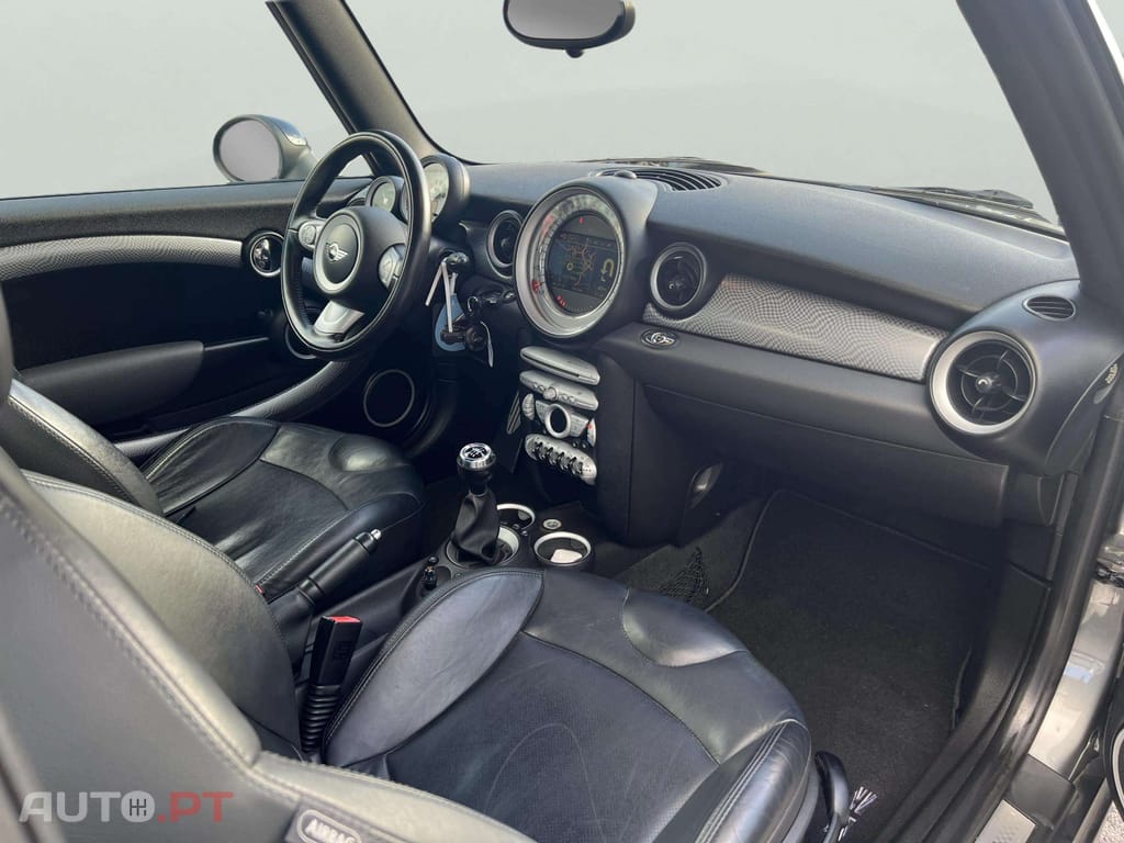 MINI Cabrio Cooper S