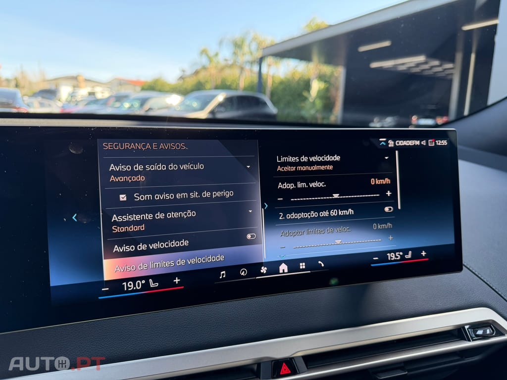 BMW iX xDrive 40 Pack Desportivo