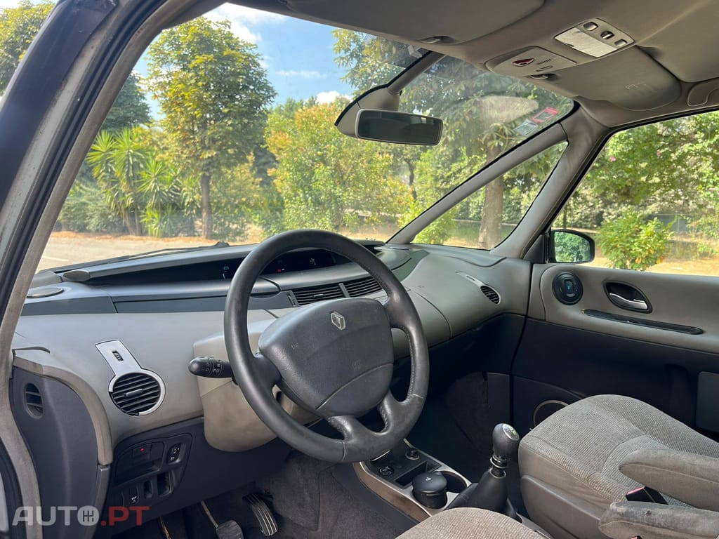 Renault Espace 1.9 dCi Confort 6L