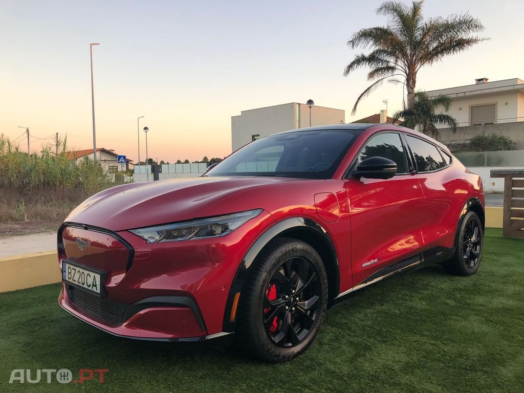 Ford Mustang Mach-E 98.7 kWh Premium