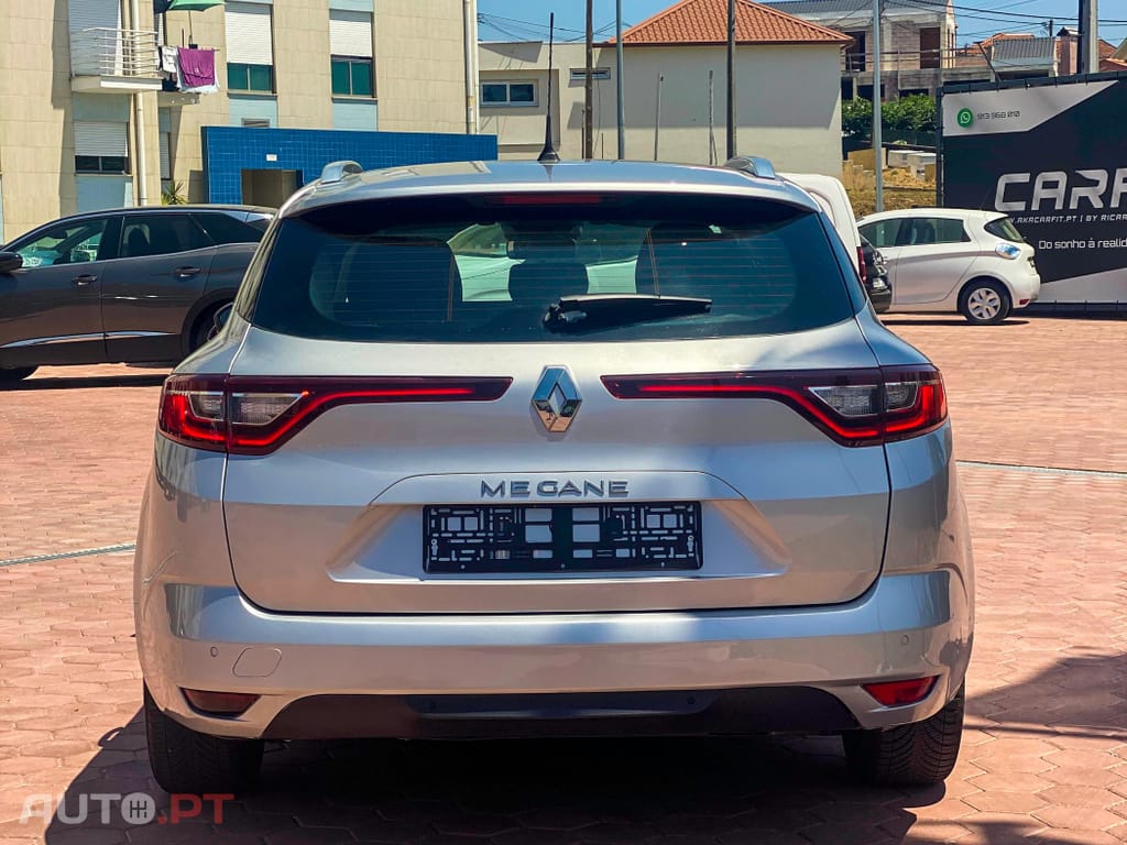 Renault Mégane Sport Tourer 1.5 Blue dCi Intens EDC