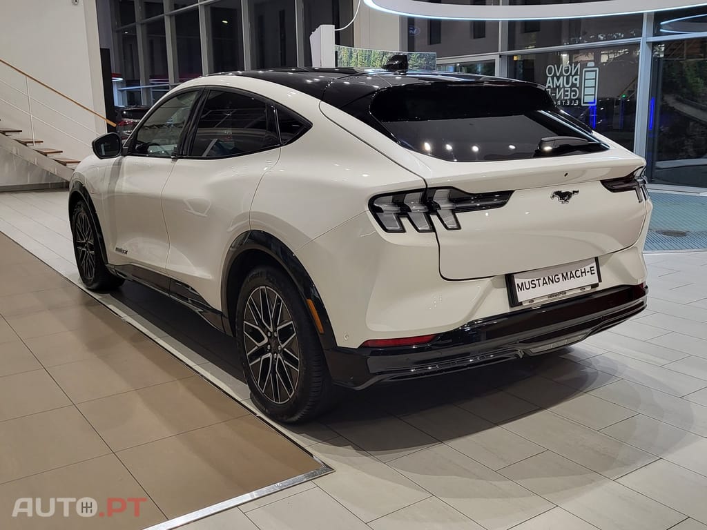 Ford Mustang Mach-E 98.7 kWh Premium
