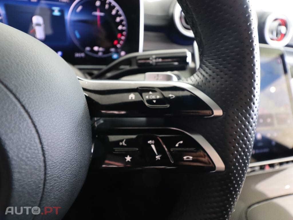 Mercedes-Benz C 300 e T 9G-TRONIC AMG Line