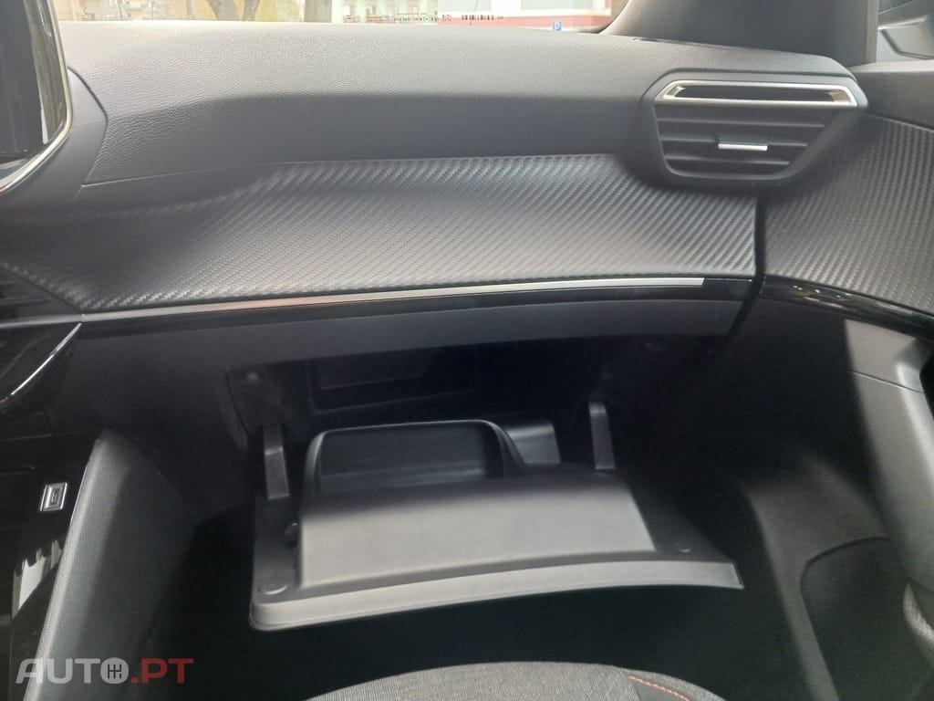 Peugeot 2008 1.2 PureTech Style