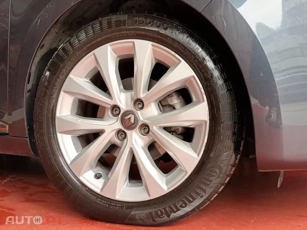 Renault Clio 1.0 TCe Techno Bi-Fuel