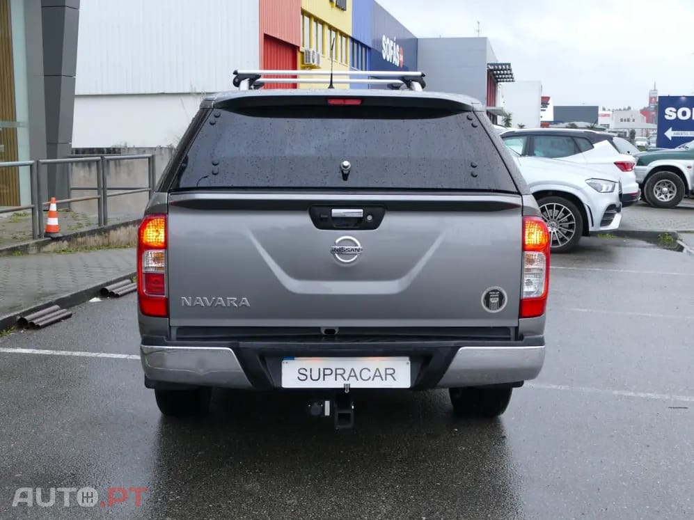 Nissan Navara 2.3 dCi CD 4WD N-Connecta Navi+Barras
