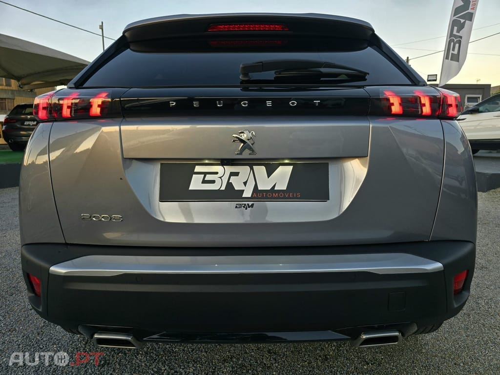 Peugeot 2008 1.2 PureTech Allure EAT8