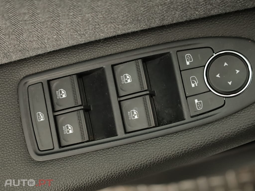 Renault Clio Clio 1.0 TCe Techno Bi-Fuel