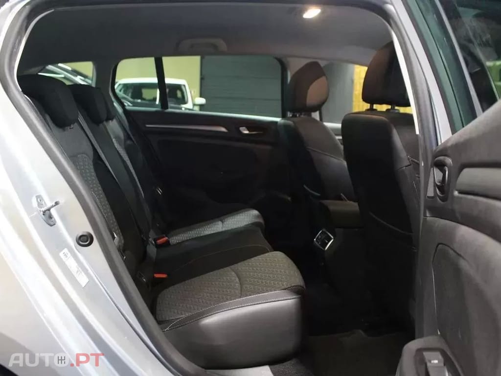 Renault Mégane Sport Tourer 1.5 Blue dCi Limited EDC
