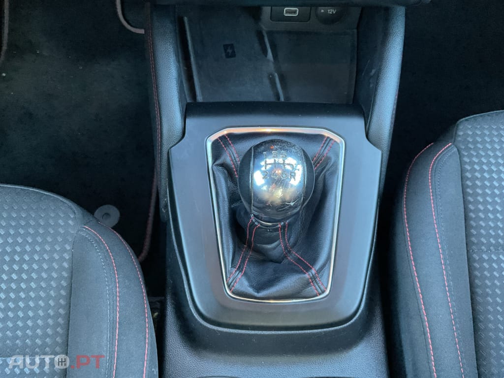 Ford Focus SW 1.0 EcoBoost MHEV ST-Line