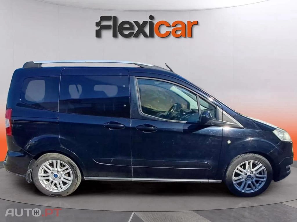Ford Tourneo 1.0 EcoBoost Titanium