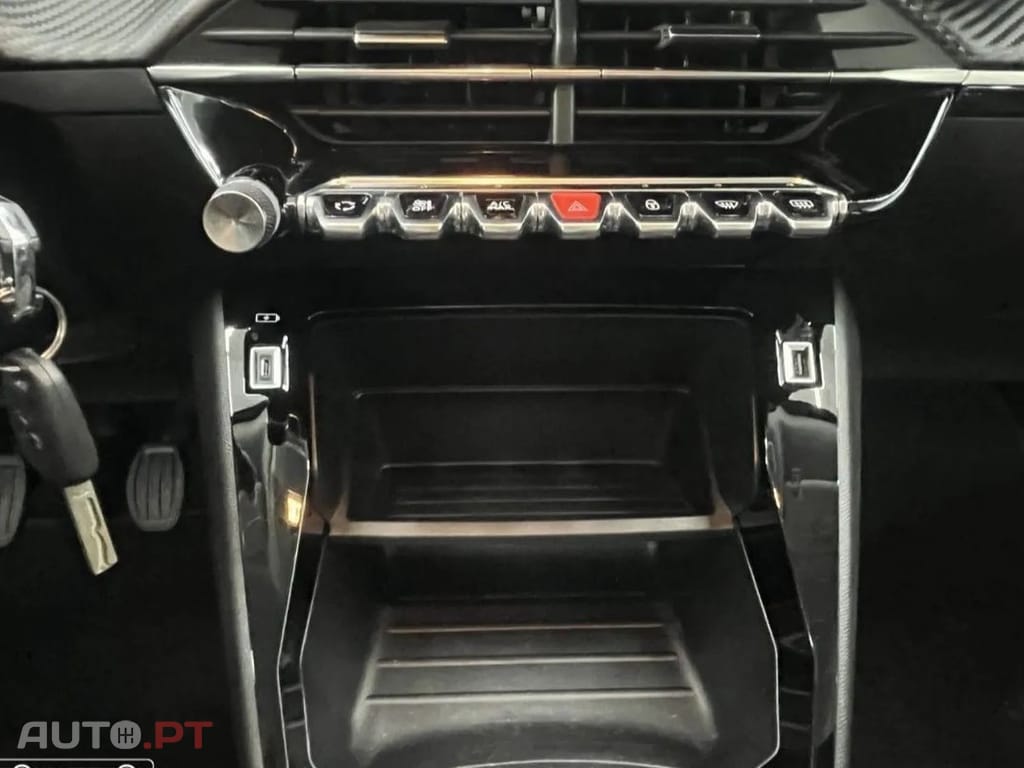 Peugeot 2008 1.2 PureTech Active