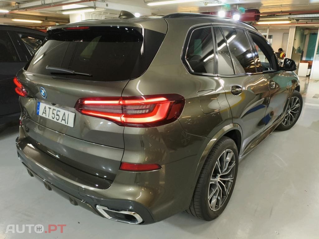 BMW X5 45 e xDrive Pack M