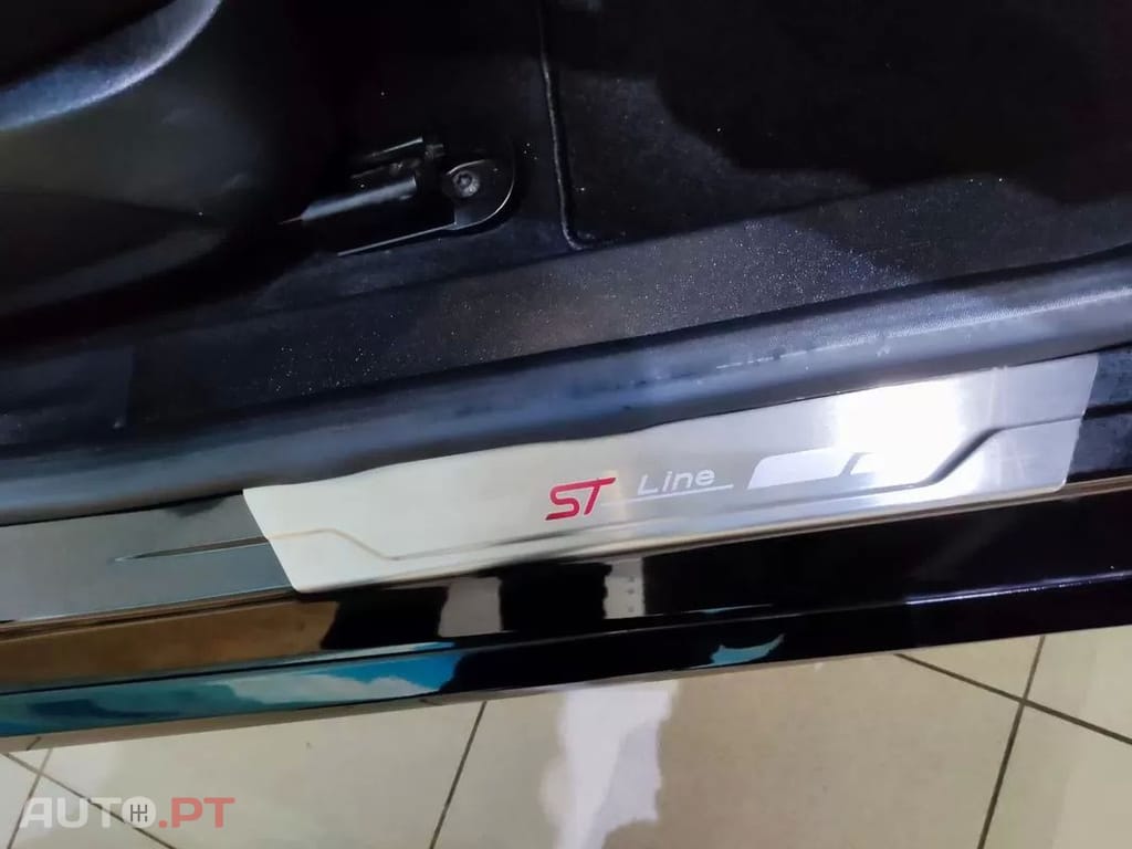 Ford Fiesta 1.0 EcoBoost ST-Line