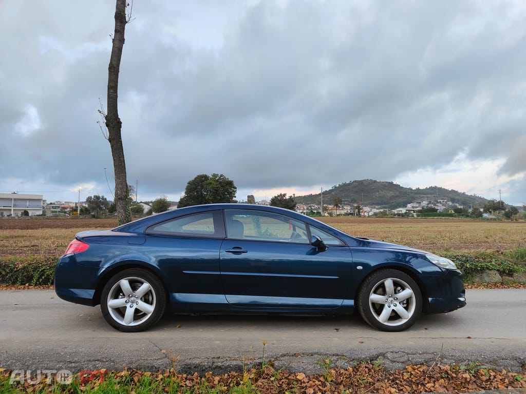 Peugeot 407 Coupé 2.7 HDi V6 AM6