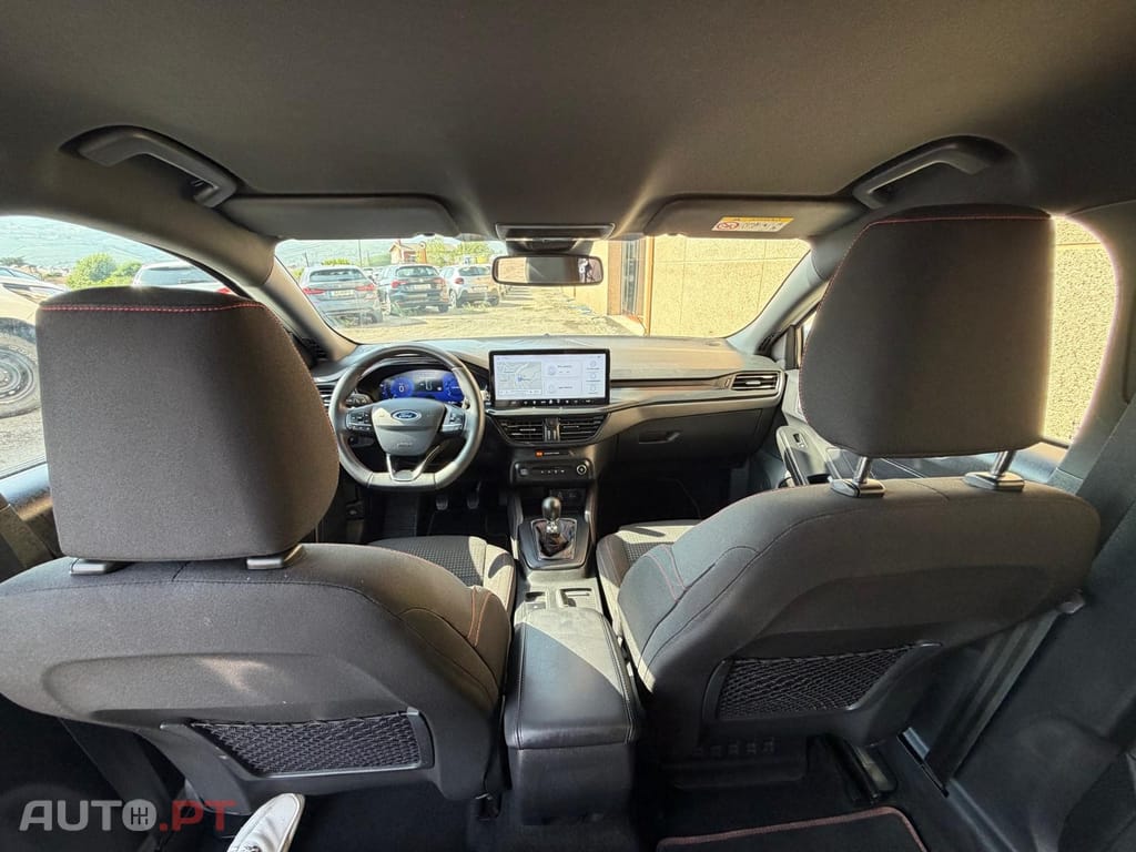 Ford Focus SW 1.0 EcoBoost MHEV ST-Line X