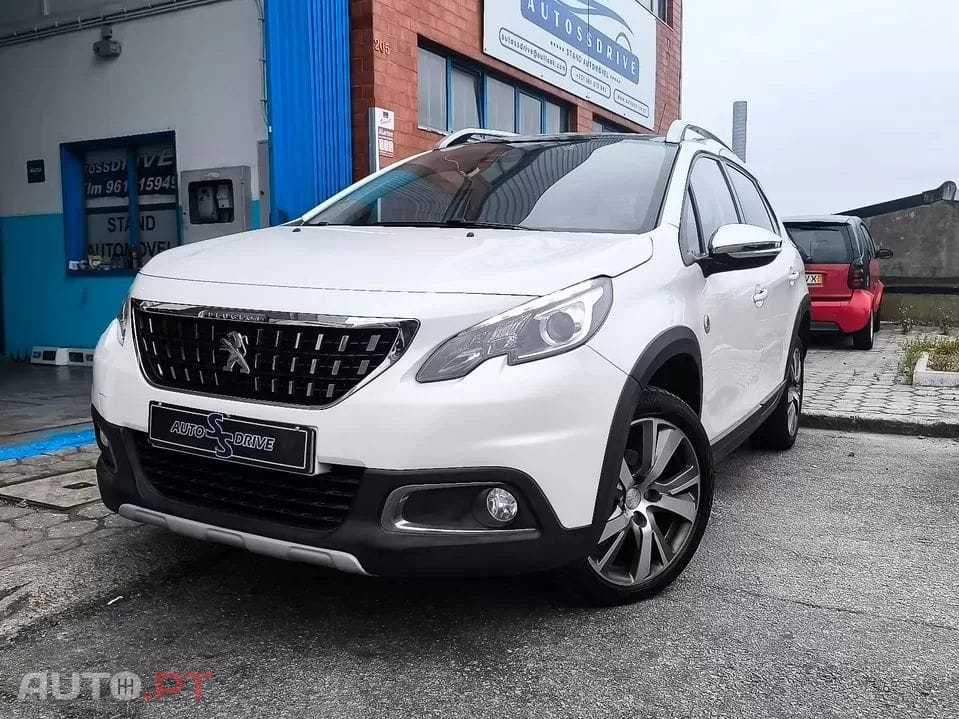 Peugeot 2008 1.2 PureTech Crossway EAT6