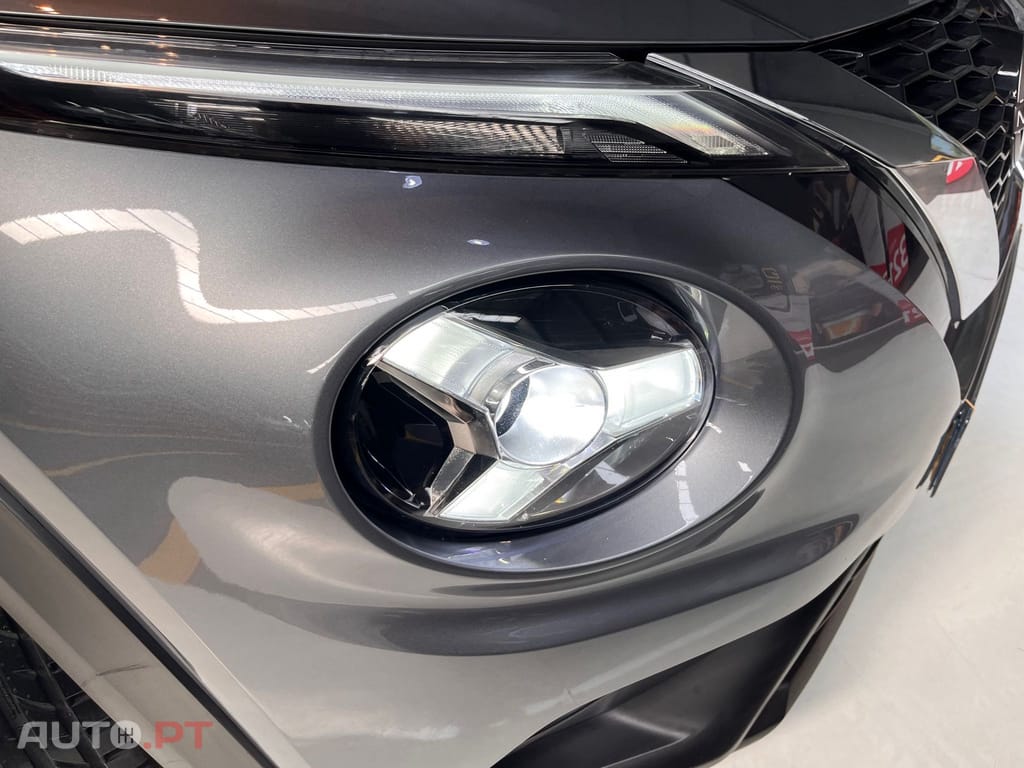 Nissan Juke 1.0 DIG-T ACENTA DCT + LED 