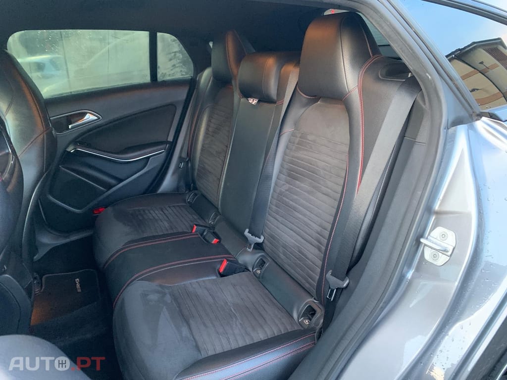 Mercedes-Benz CLA 180 d AMG Line