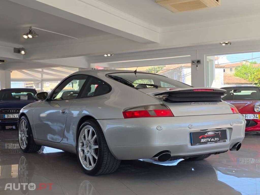 Porsche 996 Carrera 4 Coupé