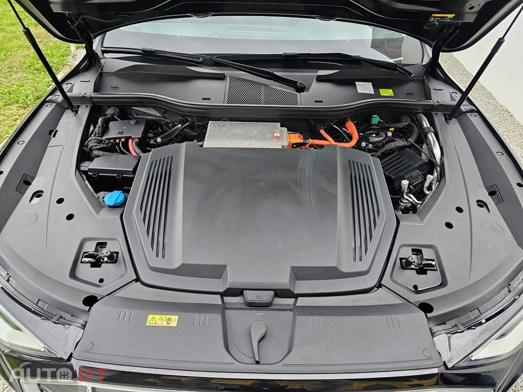 Audi E-Tron 55 quattro