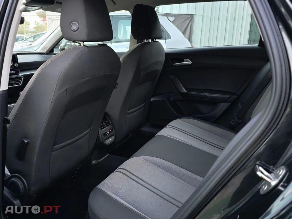 Seat Leon 2.0 TDI SPORTSTOURER STYLE