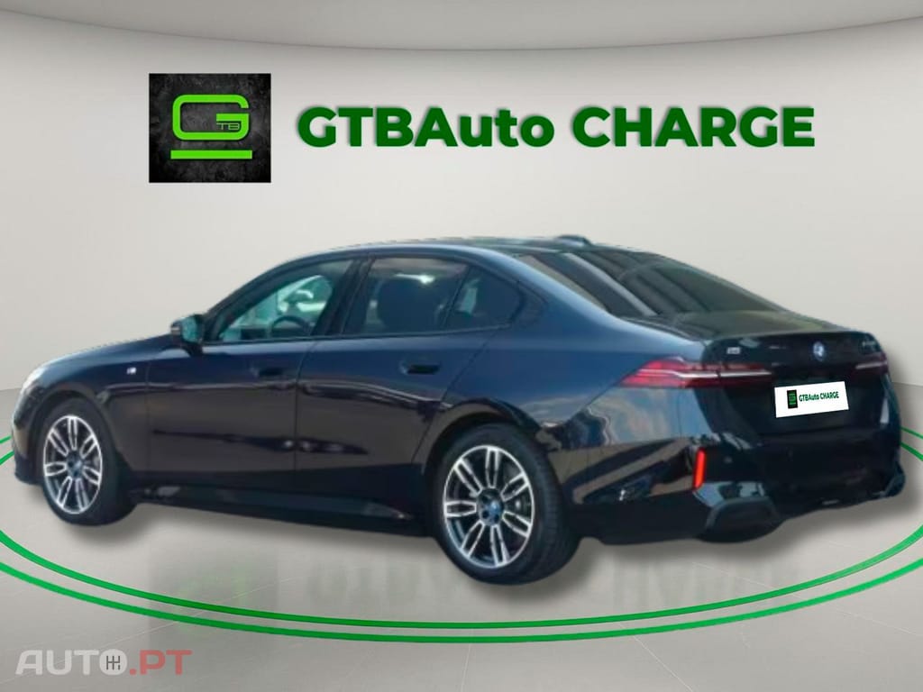 BMW i5 eDrive 40 M Sportp I.V.A DEDUTÍVEL 