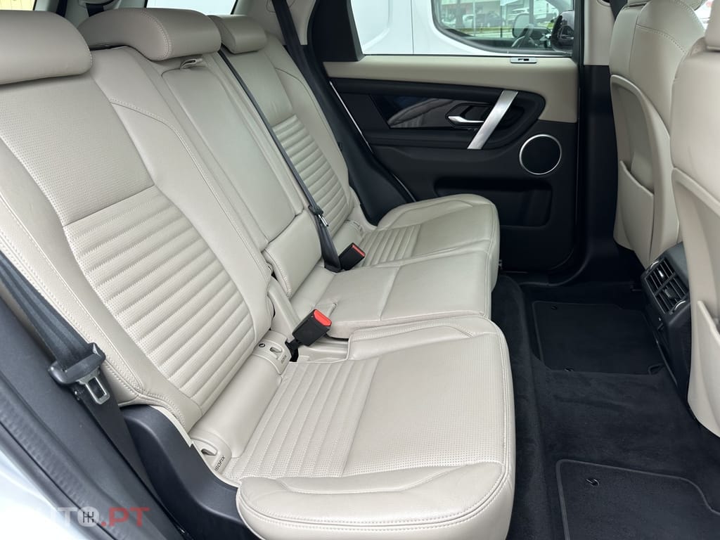 Land Rover Discovery Sport D150