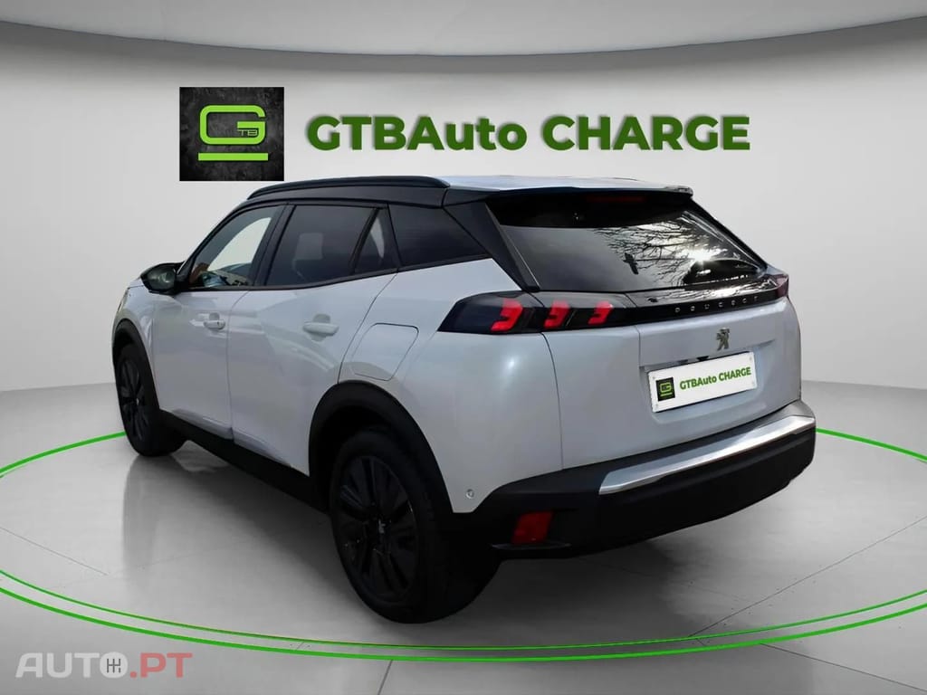Peugeot E-2008 I.V.A DEDUTÍVEL GT 