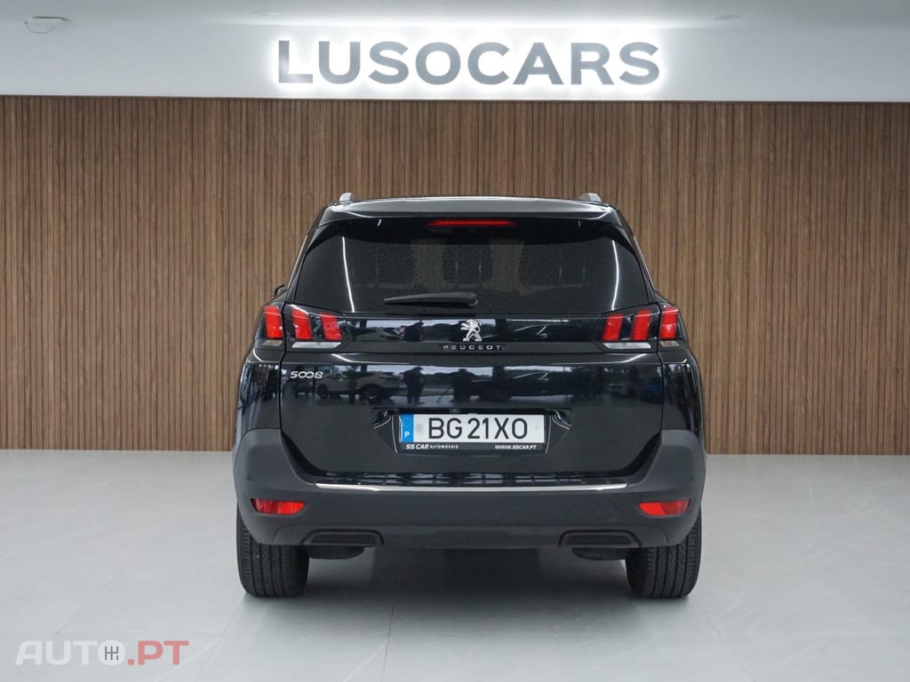 Peugeot 5008 1.2 PureTech Allure J18