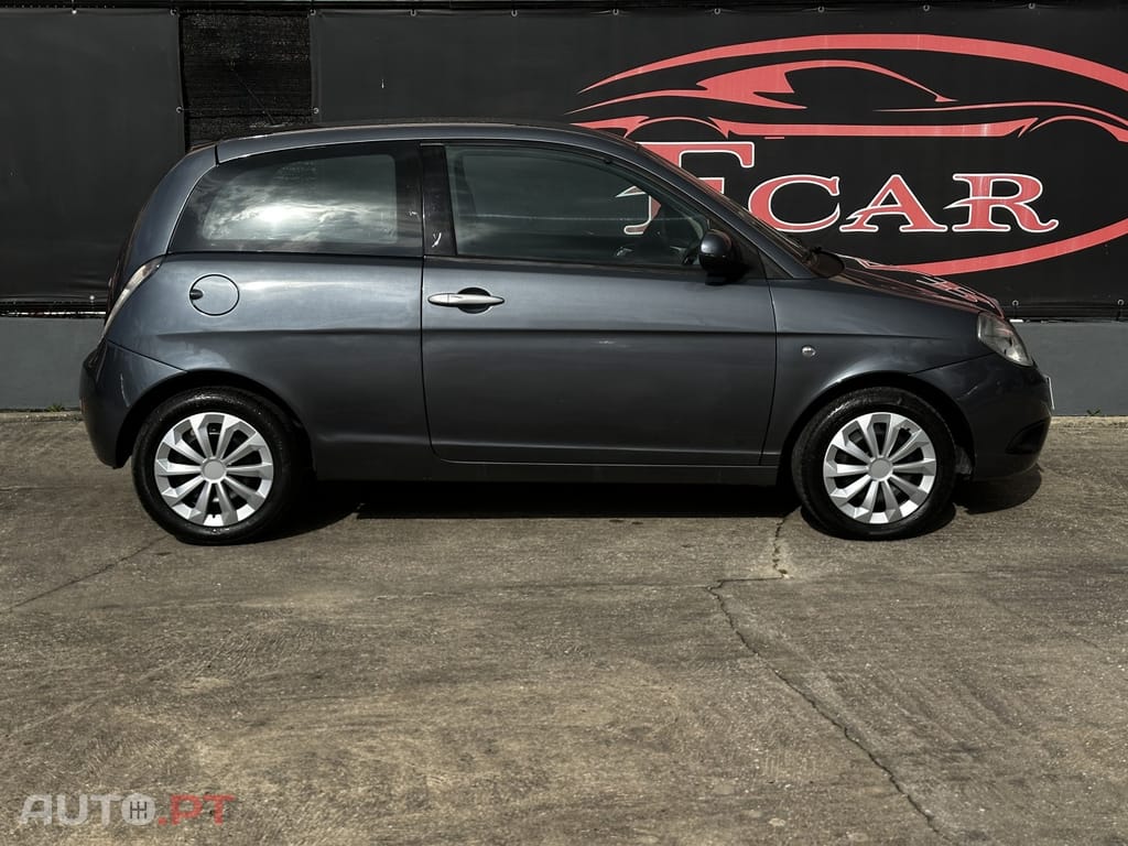 Lancia Ypsilon 1.2 Argento