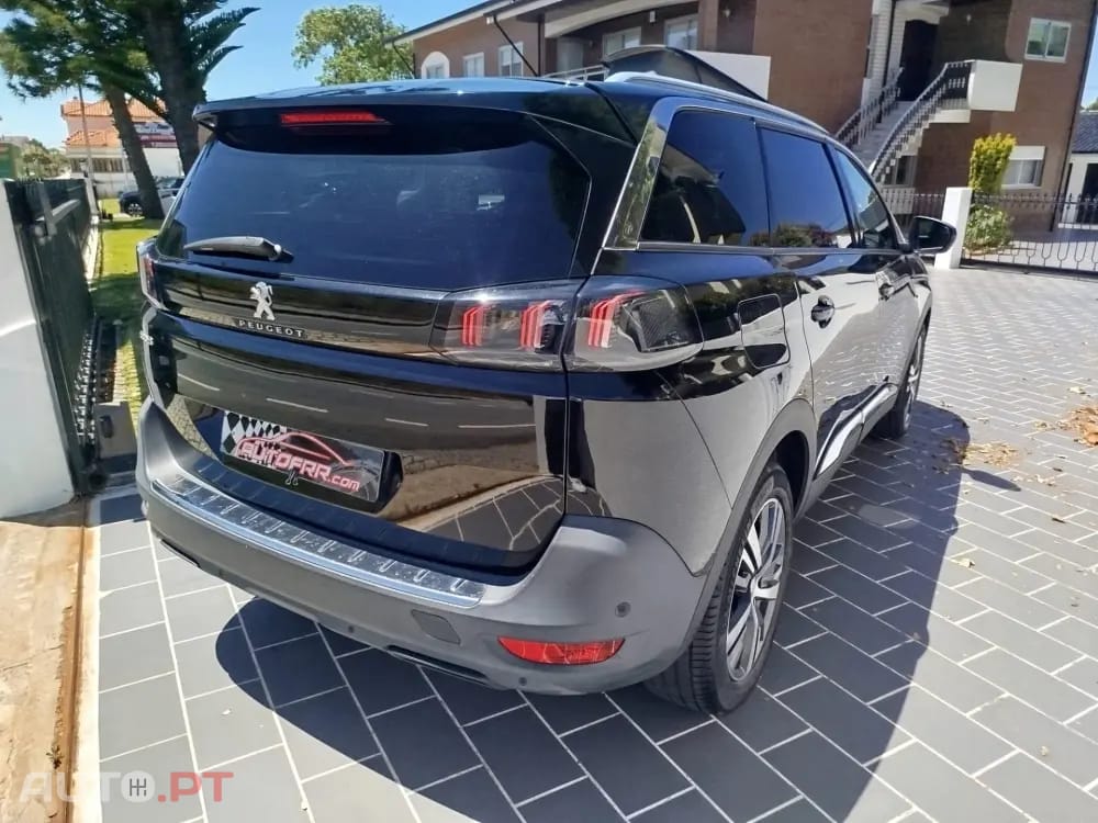 Peugeot 5008 1.2 PureTech Allure Pack