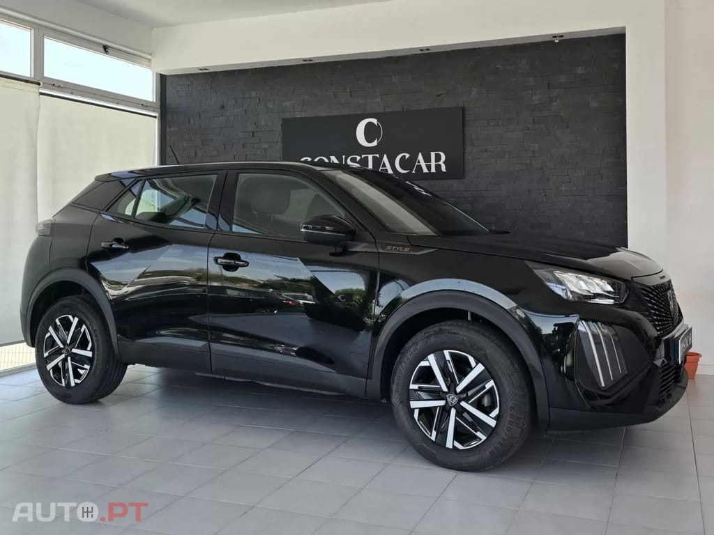 Peugeot 2008 1.2 PureTech Style