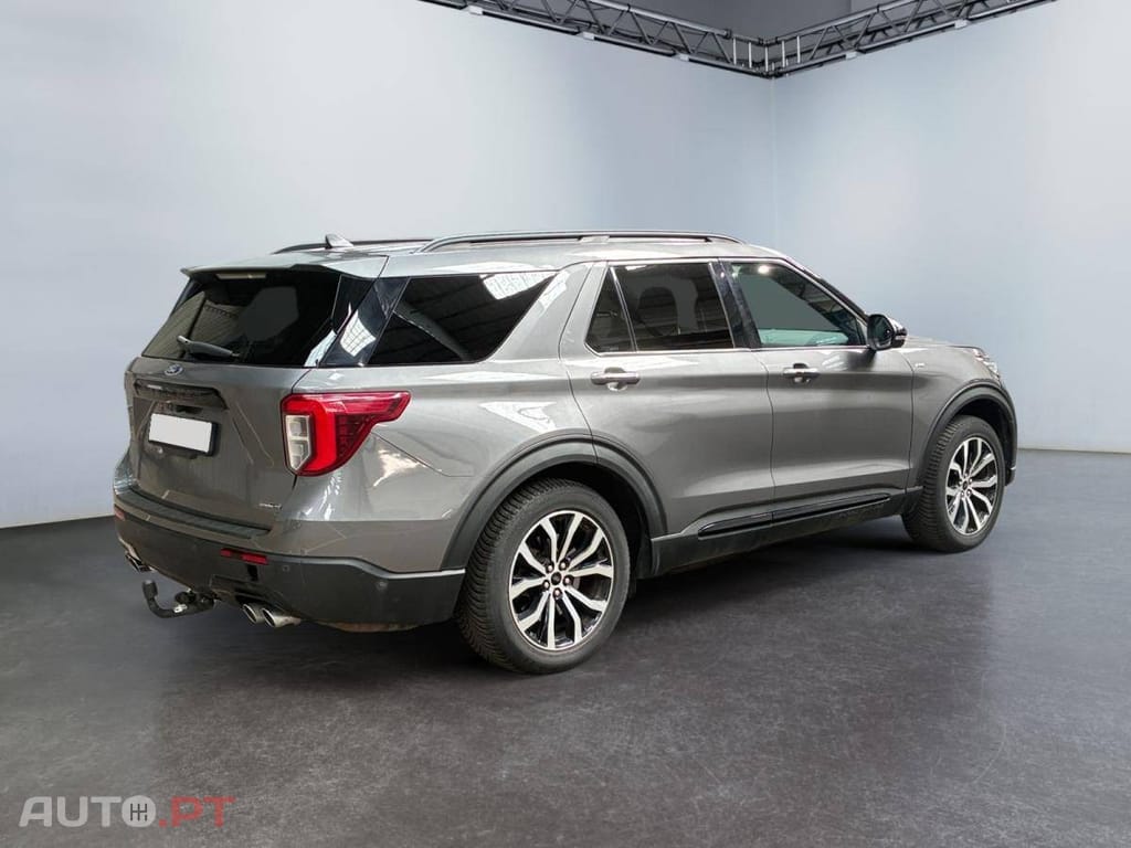 Ford Explorer 3.0 EcoBoost PHEV ST-Line
