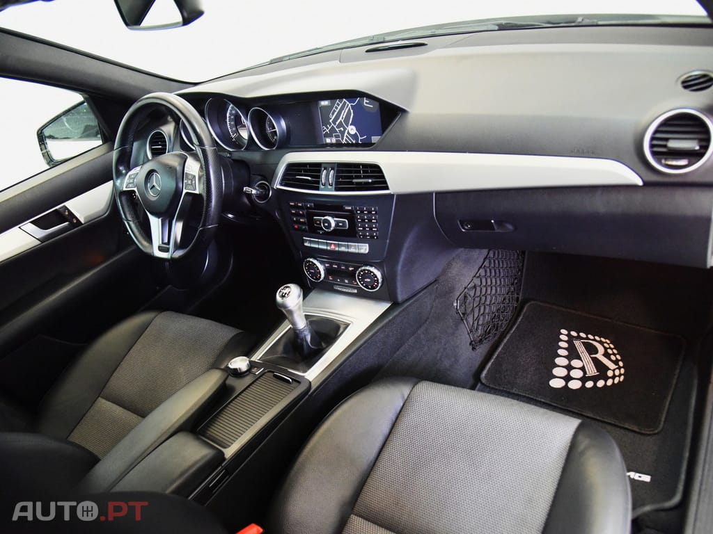 Mercedes-Benz C 250 CDI AMG SPORTS PACKAGE