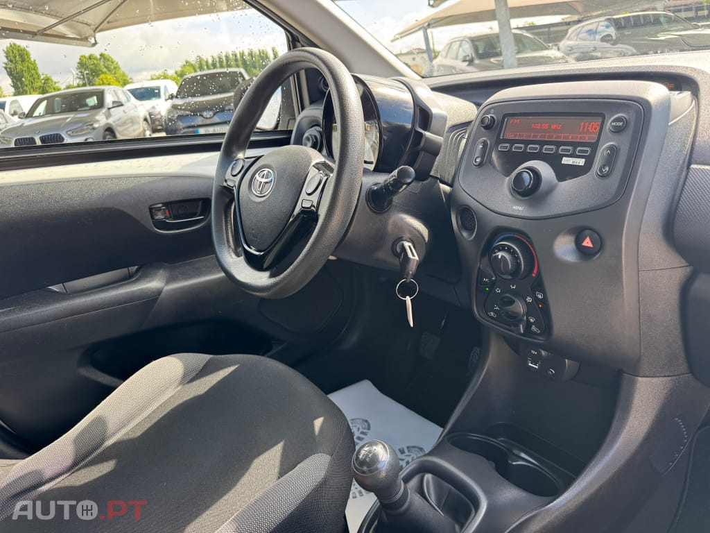 Toyota Aygo x