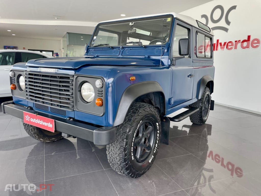 Land Rover Defender 90 2.5 TD5 Metal Top