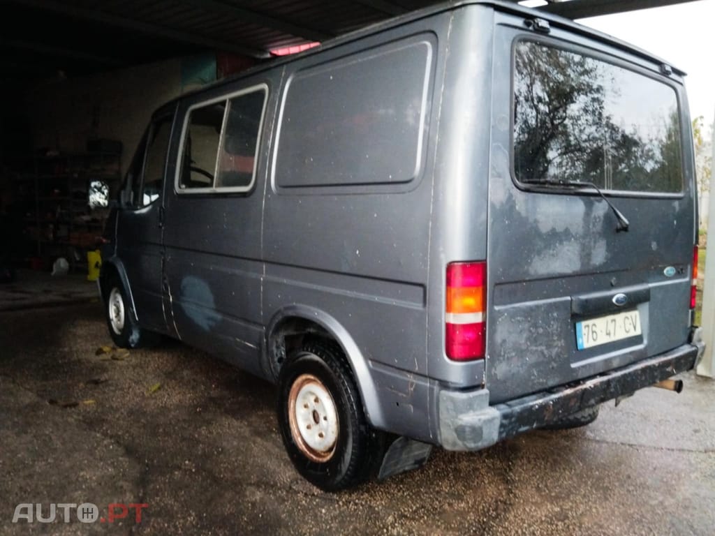 Ford Transit 120 van 7 lugares mista
