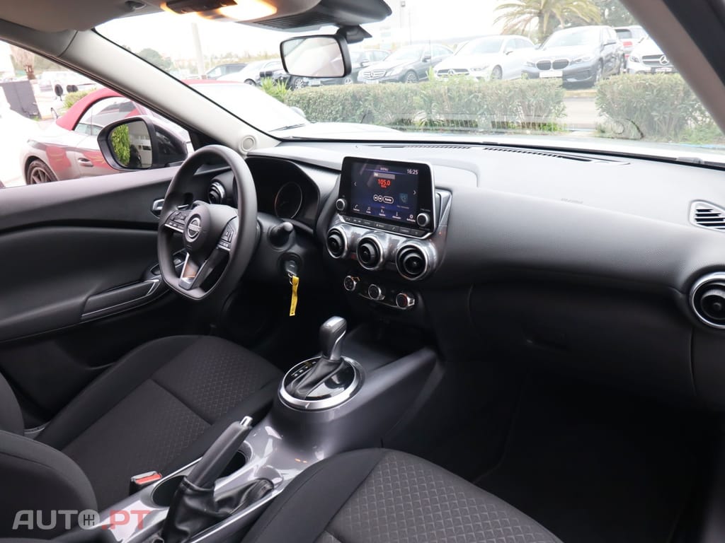 Nissan Juke 1.0 DIG-T Acenta DCT