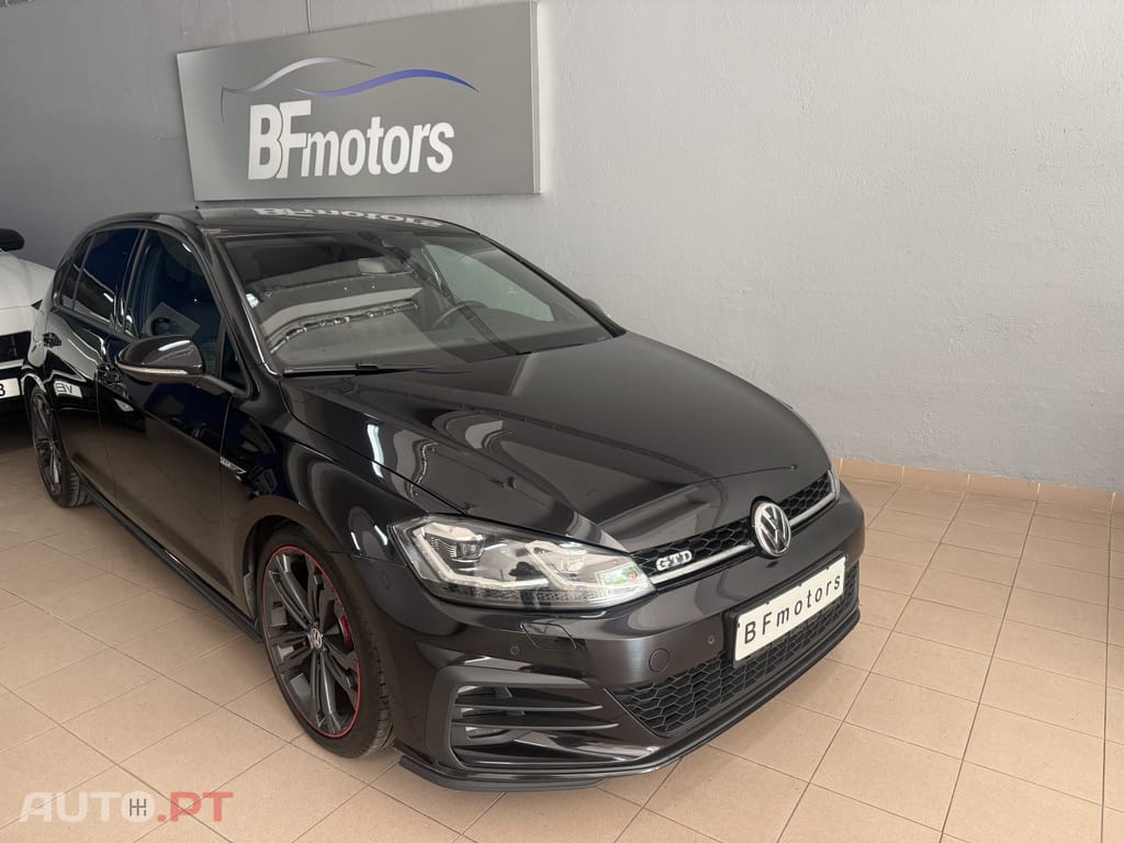 Volkswagen Golf 2.0 TDi GTD — fotografia 5