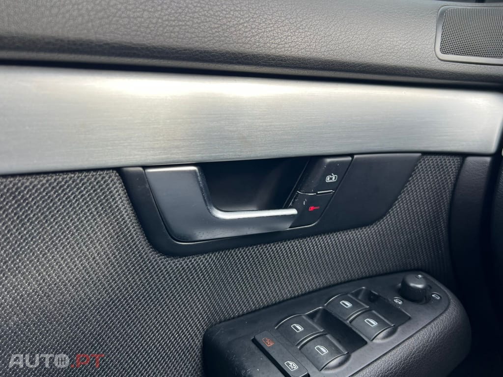 Audi A4 Avant 2.0 TDi S-line Multitronic