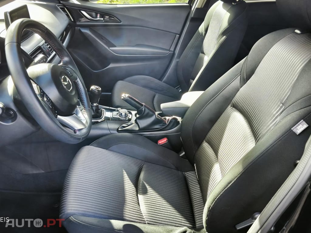 Mazda 3 1.5 Sky-G Evolve