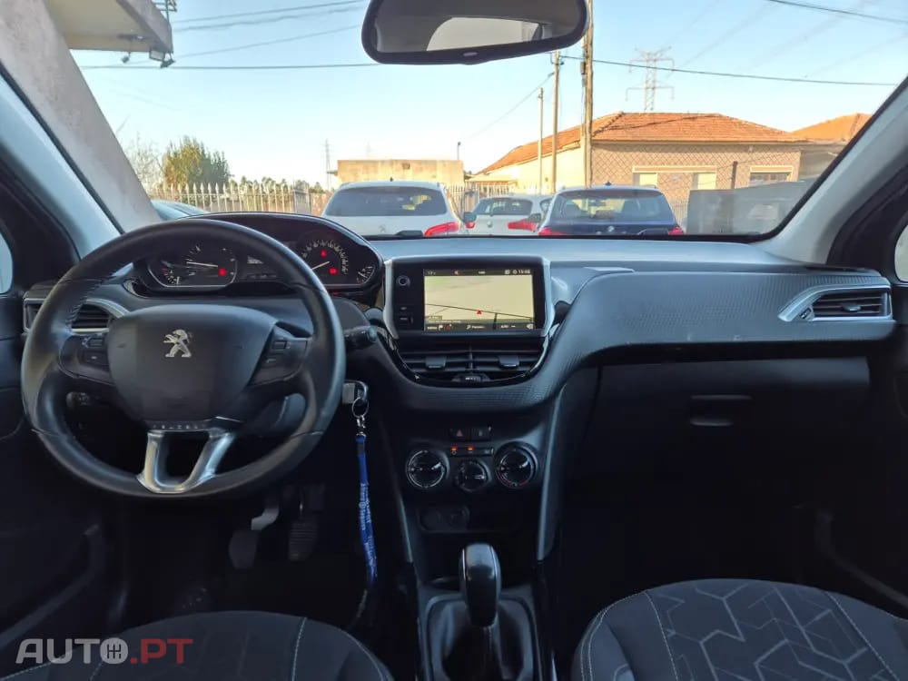Peugeot 2008 1.5 BlueHDi Active
