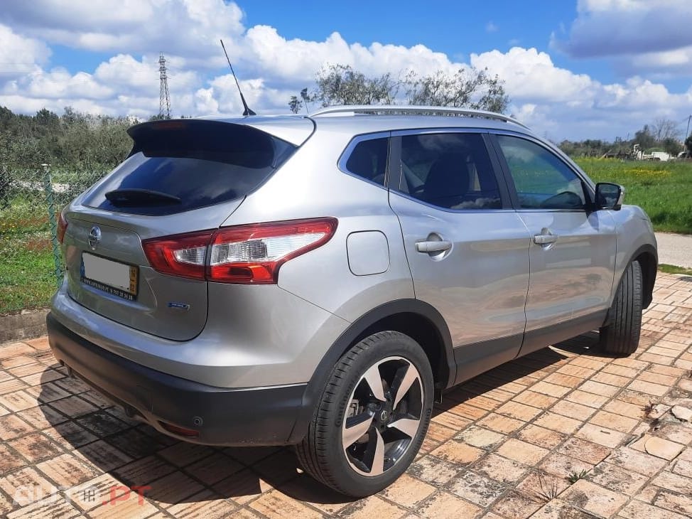 Nissan Qashqai 1.5 dCi 360 S 110cv / 198€ mês
