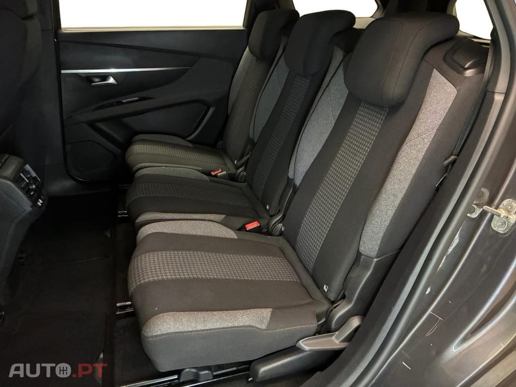 Peugeot 5008 1.5 BlueHDi Active Pack EAT8