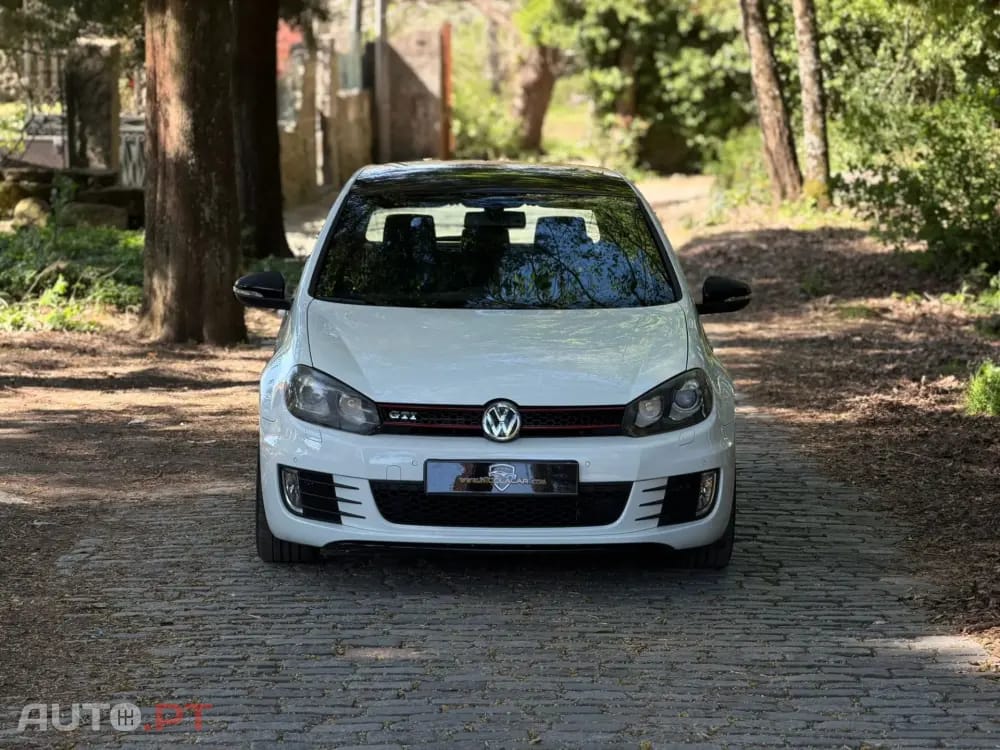 Volkswagen Golf 2.0 TSi GTI