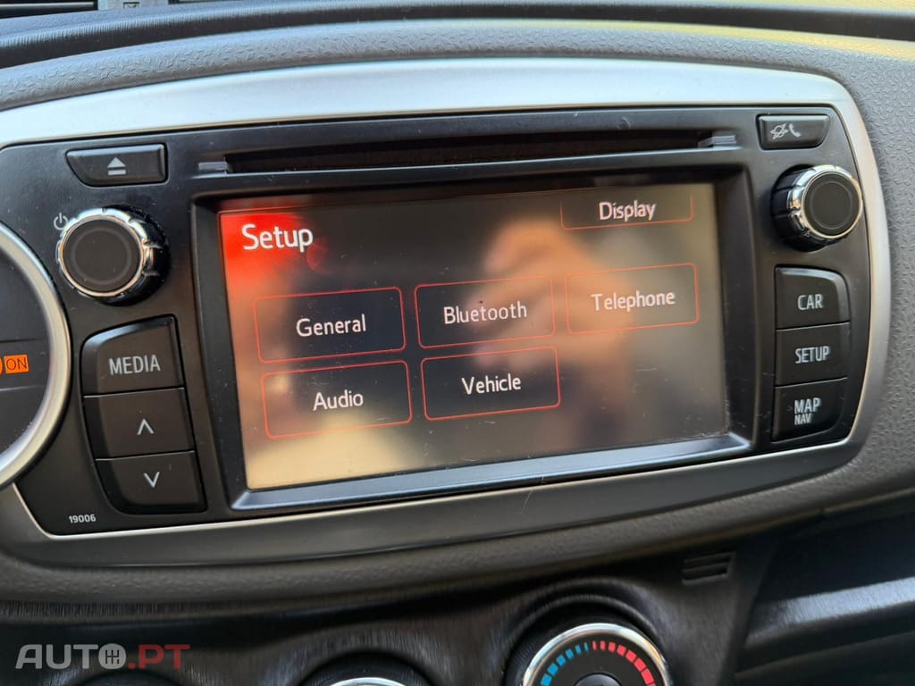 Toyota Yaris 1.0 VVT-i Comfort +PS Style +P.Techno