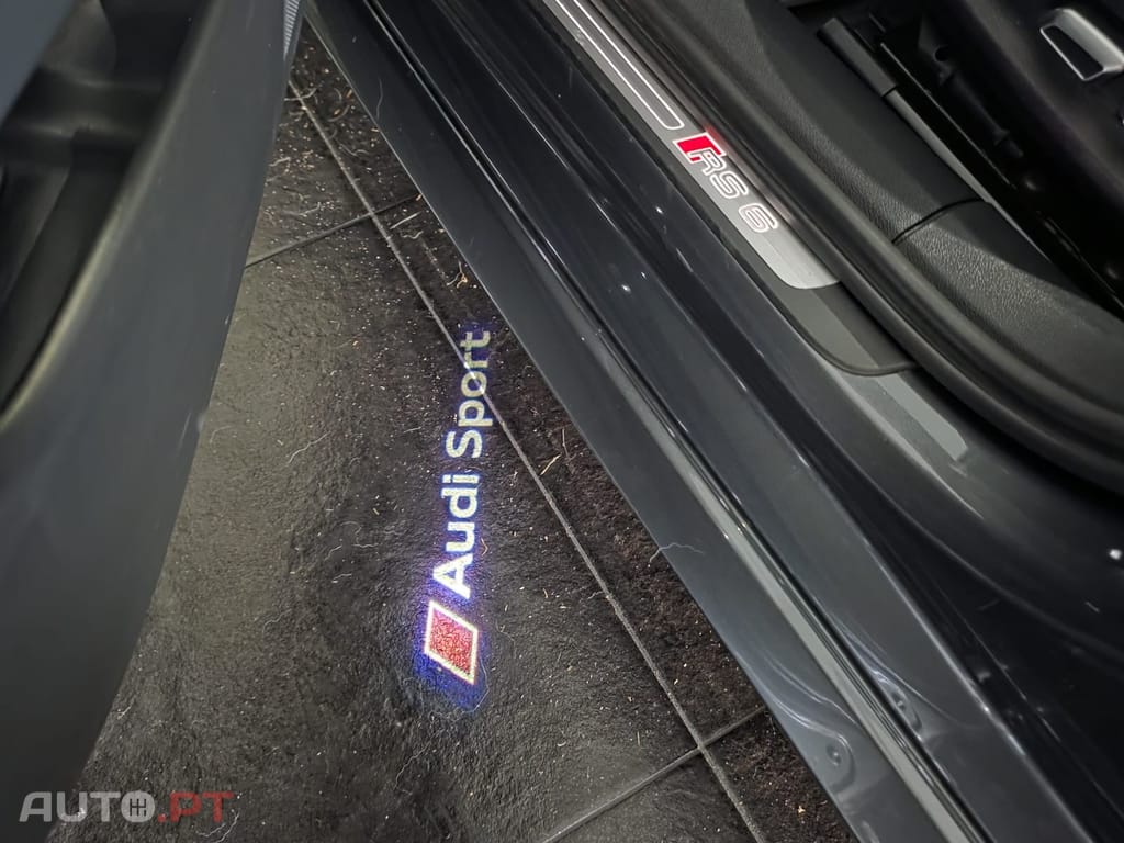Audi RS6 AVANT PERFORMANCE