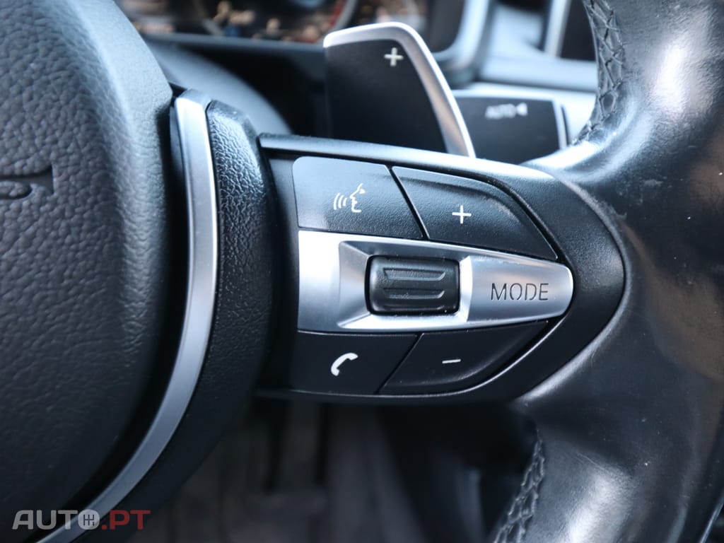 BMW X6 30 d xDrive Pack M — fotografia 15