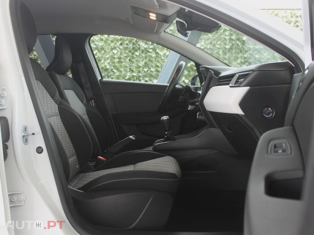 Renault Clio 1.0 TCe Limited Bi-Fuel